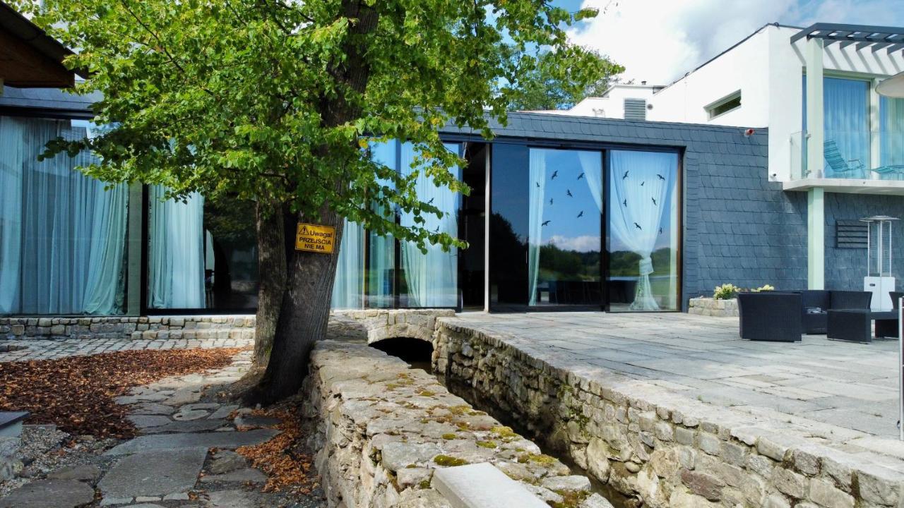 Pałac Pakoszów Jelenia Góra Exterior foto The new building of the museum