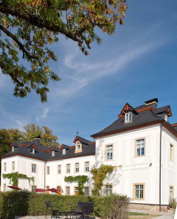 Pałac Pakoszów Jelenia Góra Exterior foto The former abbey